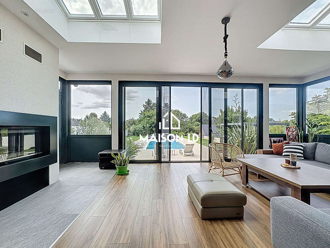 Maison à BARON-SUR-ODON