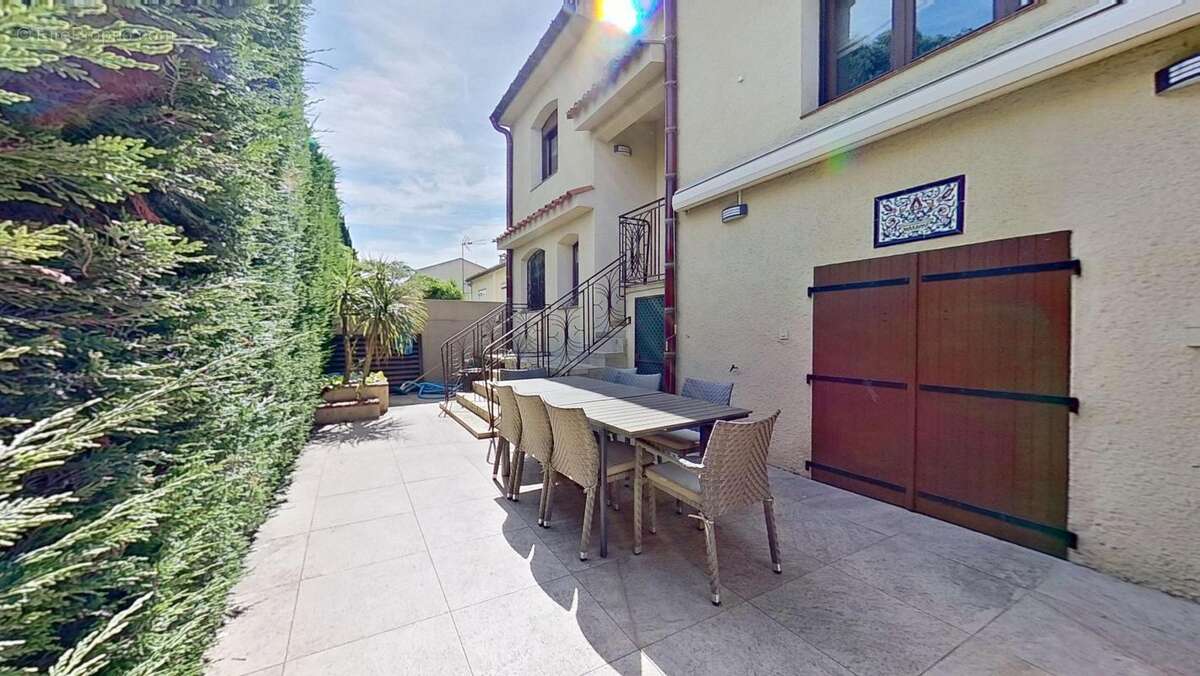 Maison à SAINT-CYPRIEN
