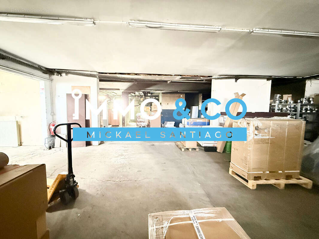 Commerce à PORTES-LES-VALENCE