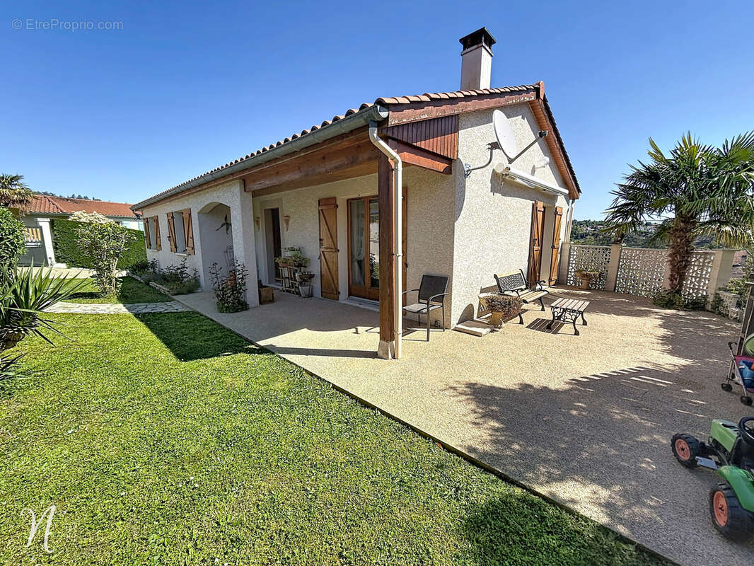 Maison à SAINT-MARTIN-LA-PLAINE