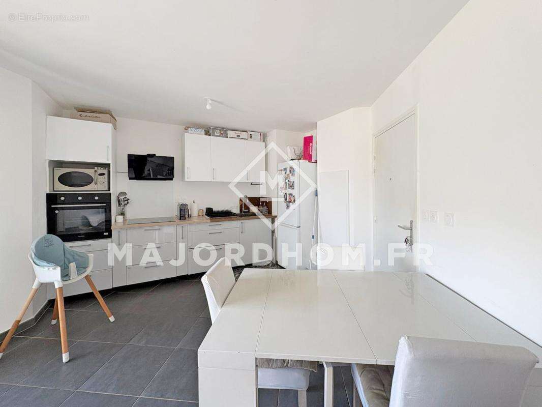 Appartement à MARSEILLE-9E