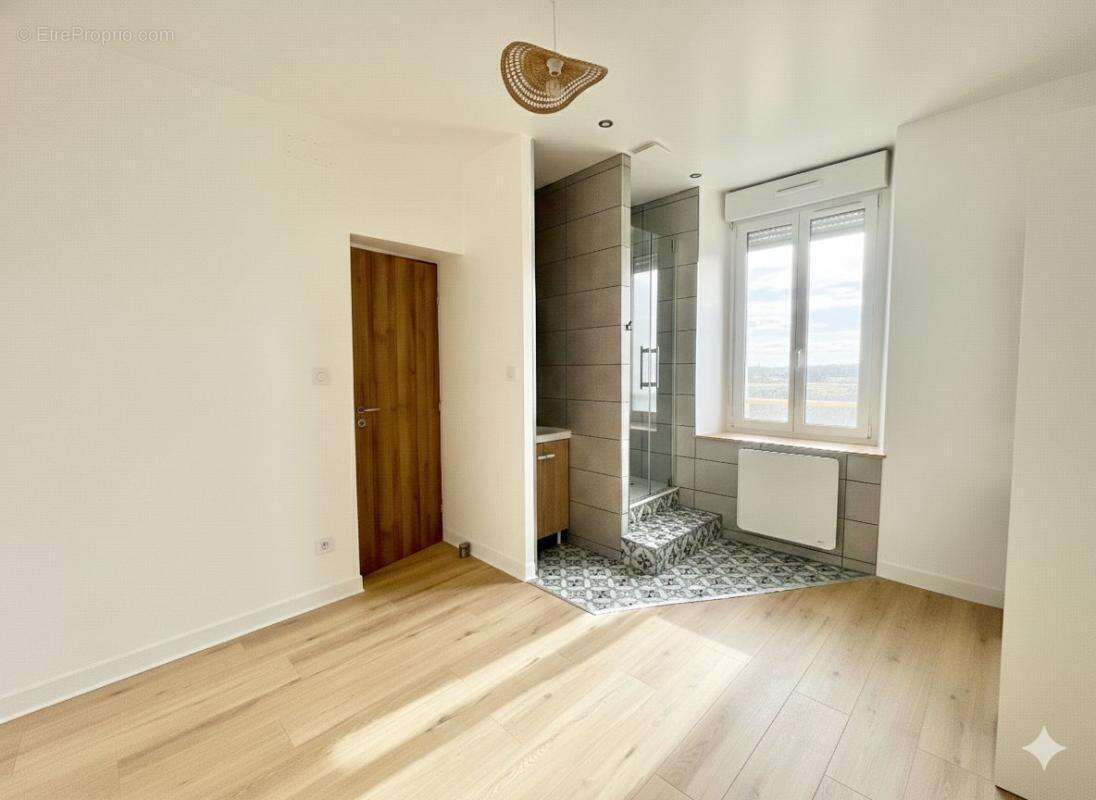 Appartement à JARVILLE-LA-MALGRANGE