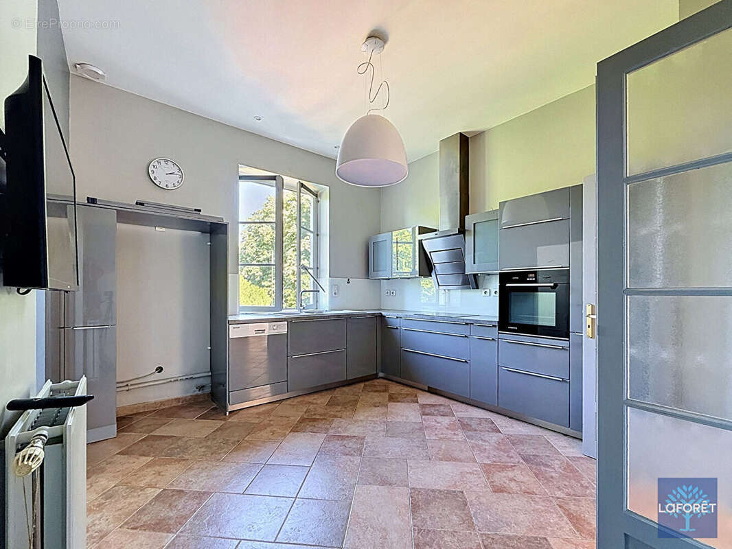 Appartement à SAINTE-FOY-LES-LYON