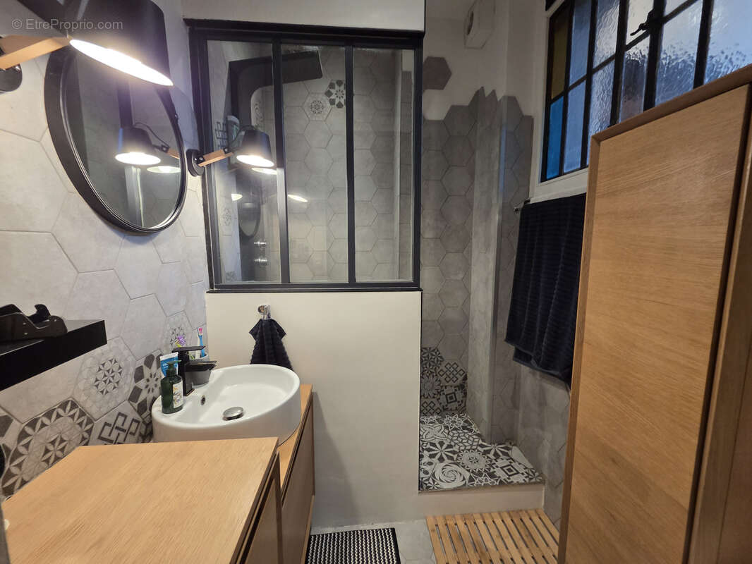 Appartement à SAINT-ETIENNE