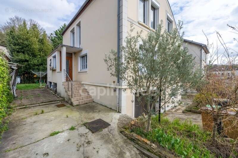 Maison 144m2 de 6 pièces + Un Rez de jardin de 43 m2 de 2 pièces SOISY SOUS MONTMORENCY (95) - photo 26
