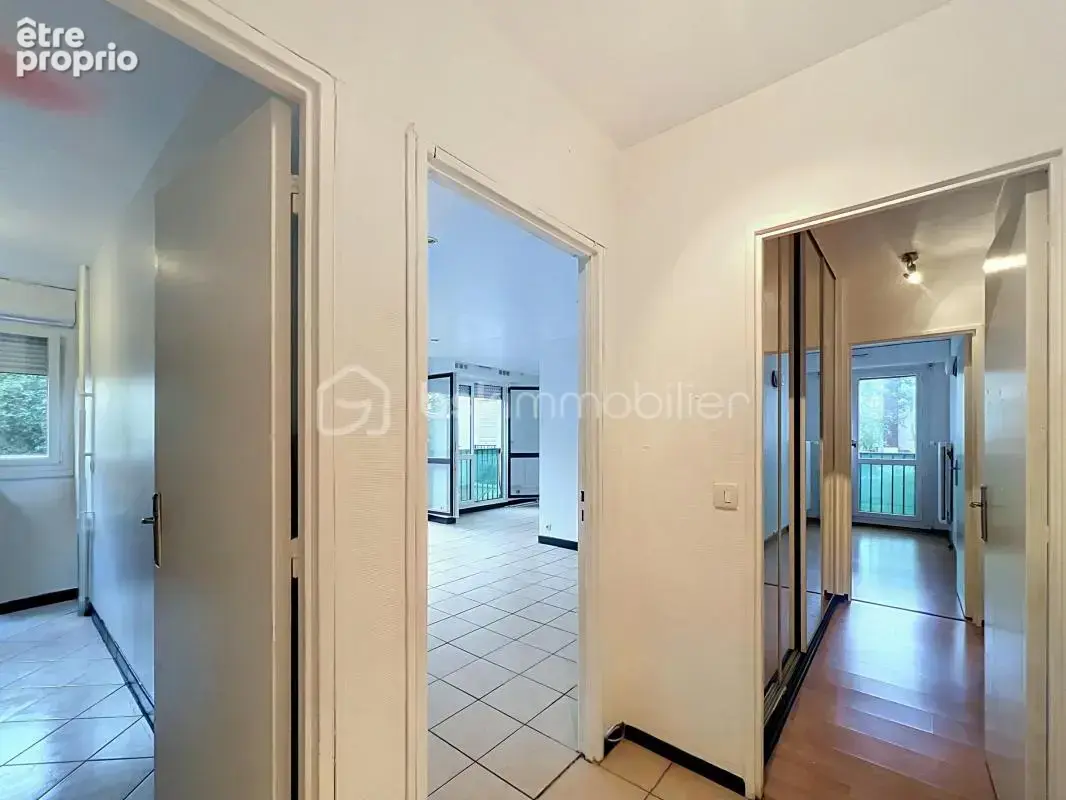 Appartement 4 pièces 75 m2 avec balcon, 2 parkings et cave –  Ris-Orangis - photo 5