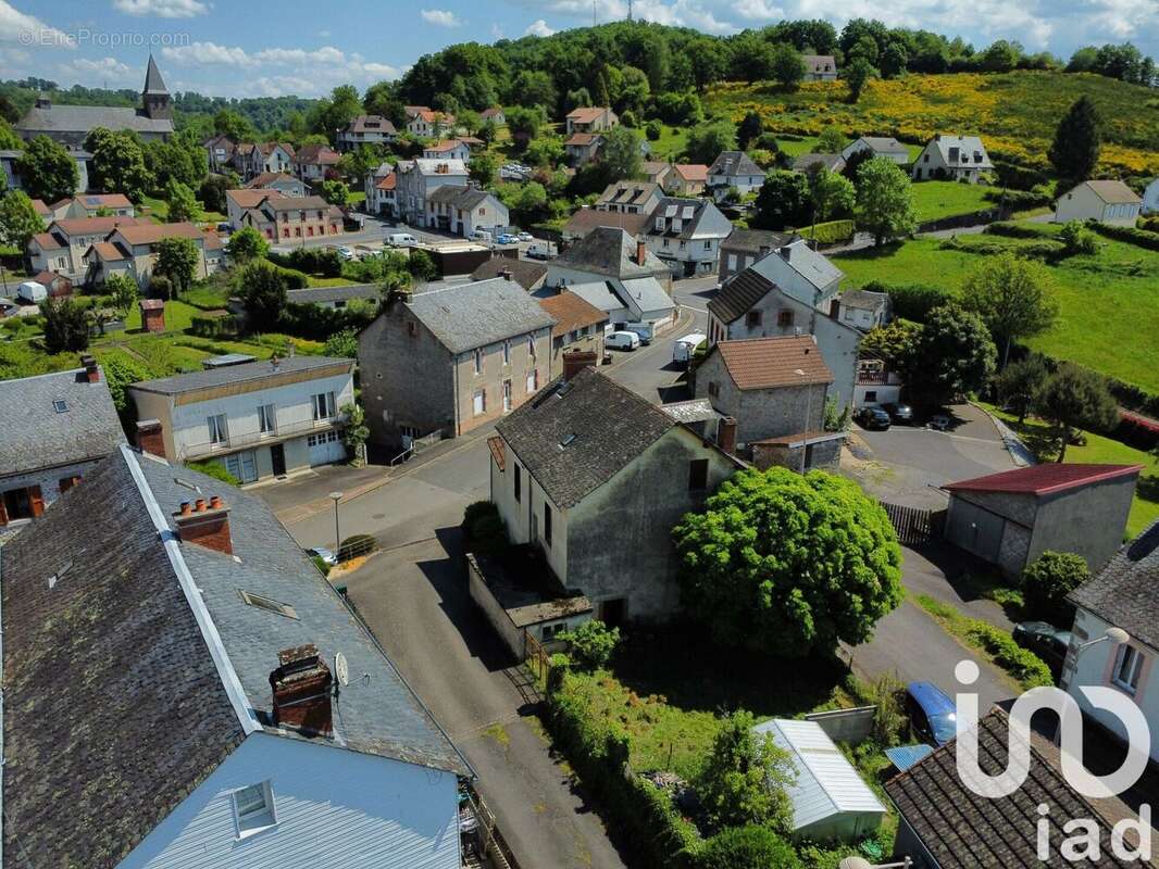 Photo 8 - Maison à YDES