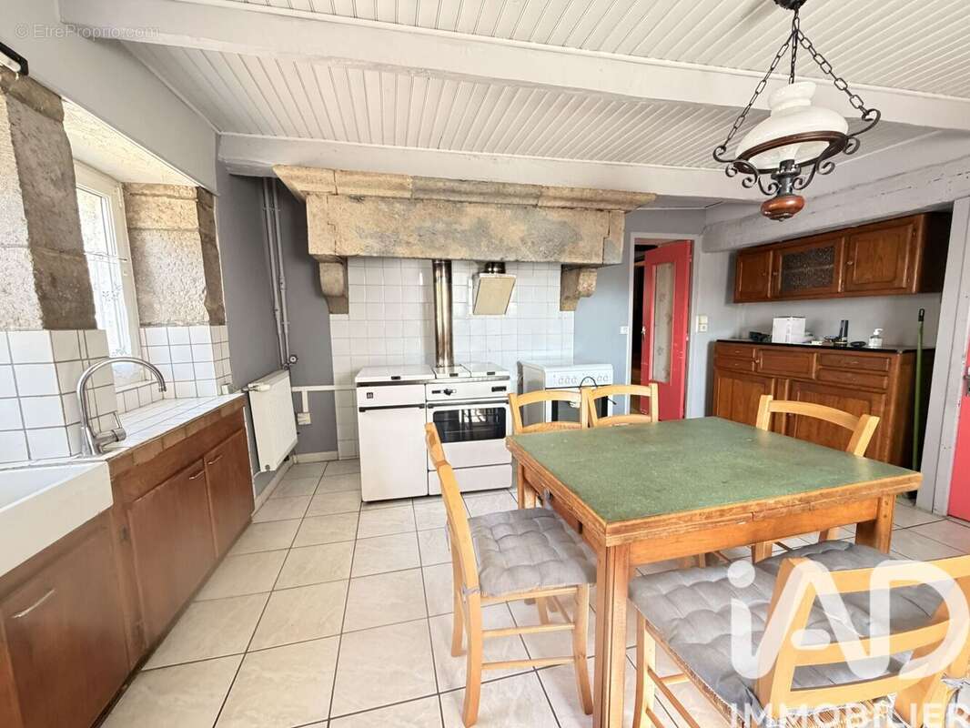 Maison 114 m² à Colombe-Les-Vesoul  - photo 7