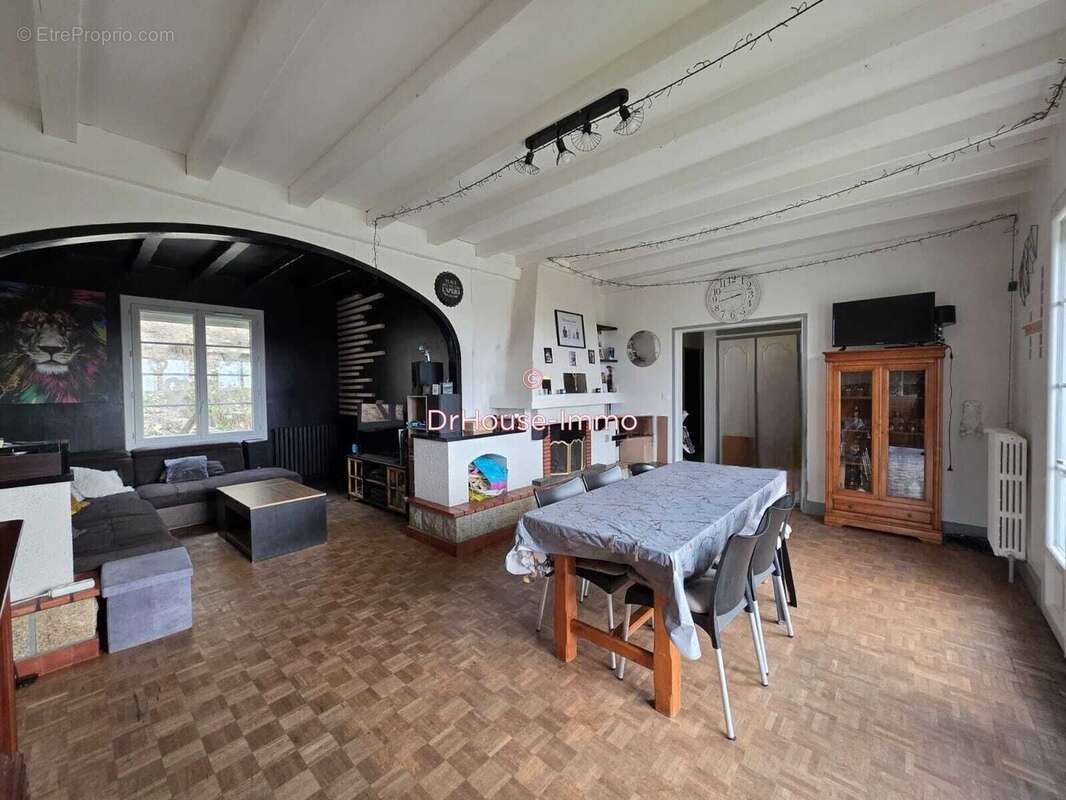 Maison à CHAILLE-LES-MARAIS