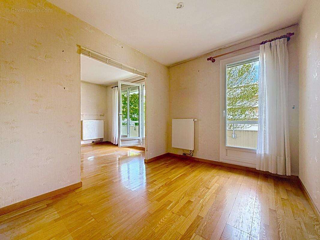 Appartement à HEROUVILLE-SAINT-CLAIR