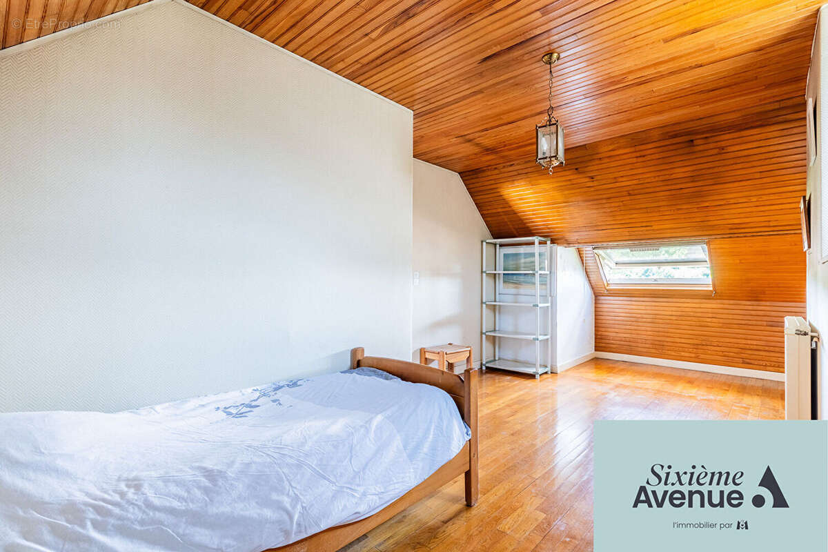 Maison à CHILLY-MAZARIN