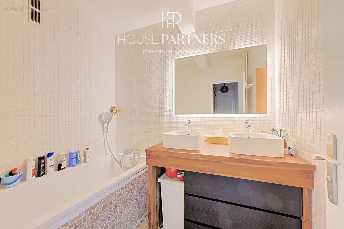Appartement à RUEIL-MALMAISON