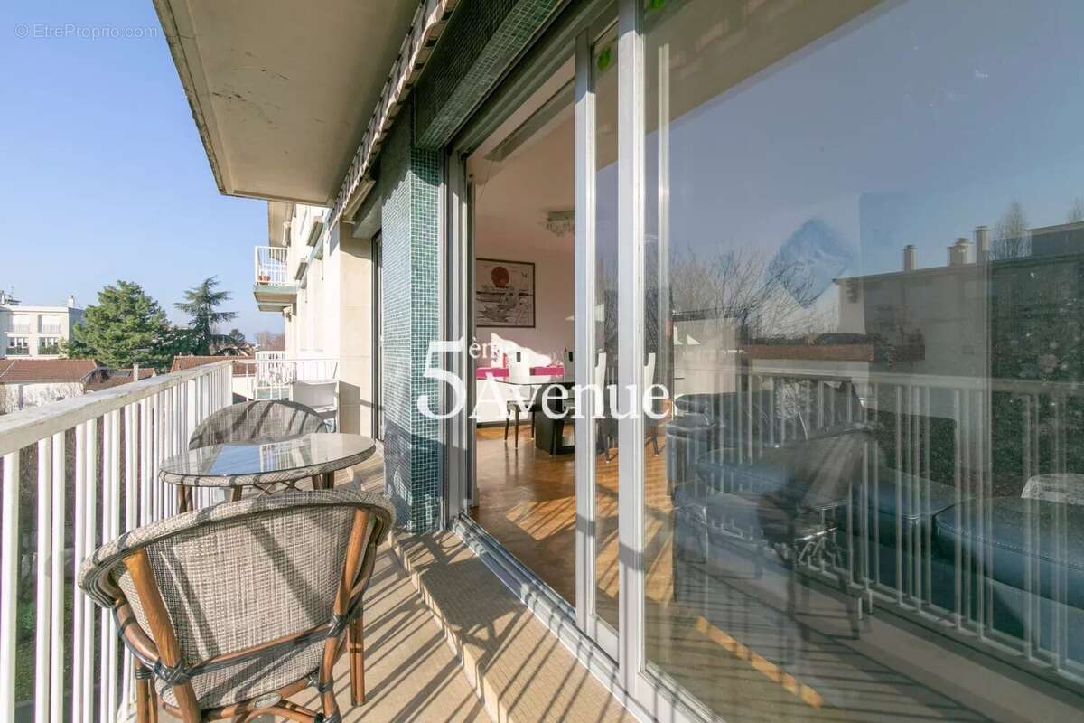 Appartement à SAINT-MAUR-DES-FOSSES