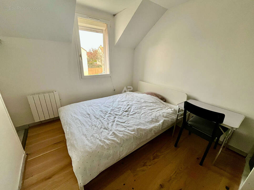Maison à COURDIMANCHE