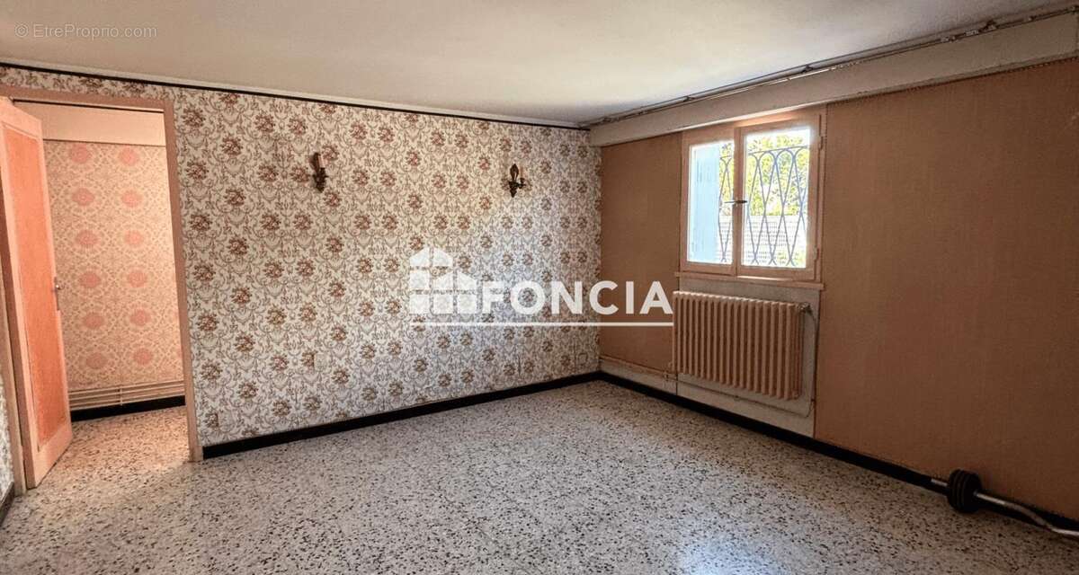 Maison à BAGNOLS-SUR-CEZE