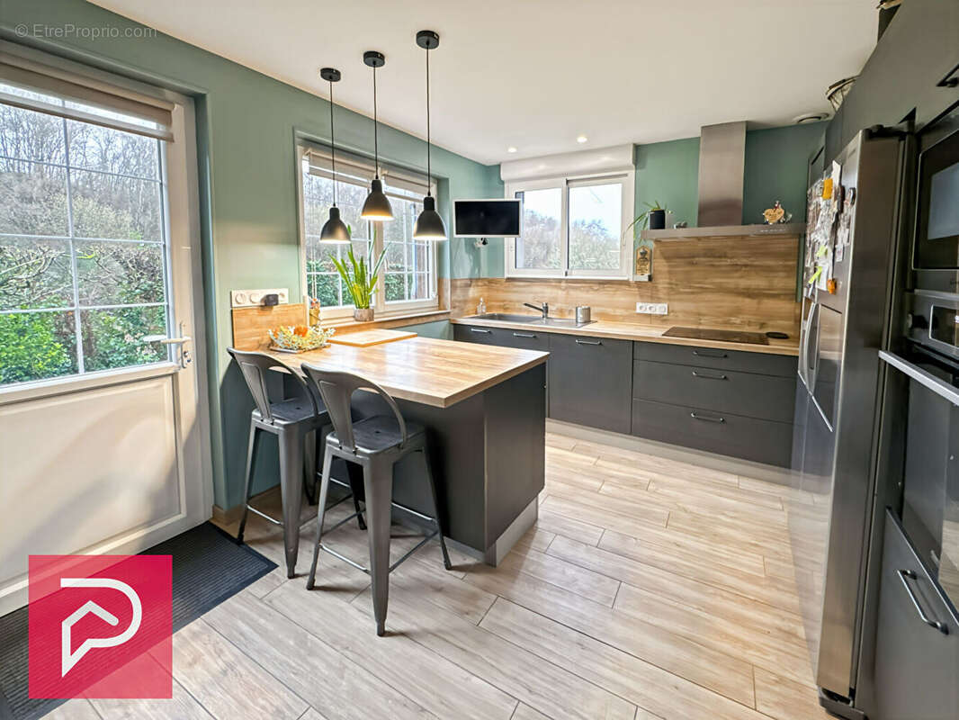 Maison à LA FERRIERE-SUR-RISLE