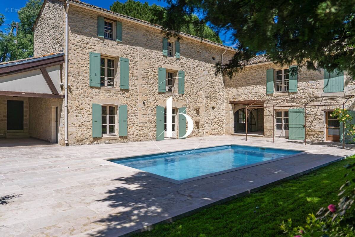 Maison à UZES