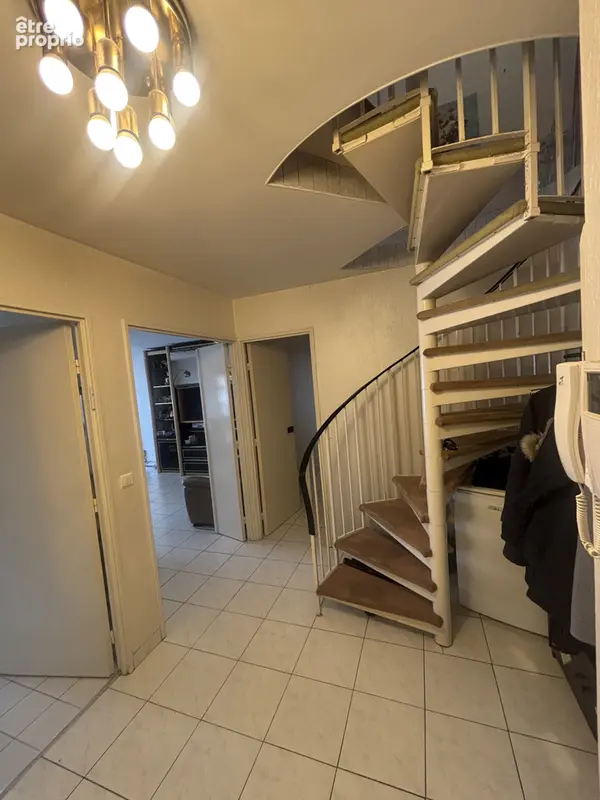 Appartement 119 m² à Paris-19e  - photo 4