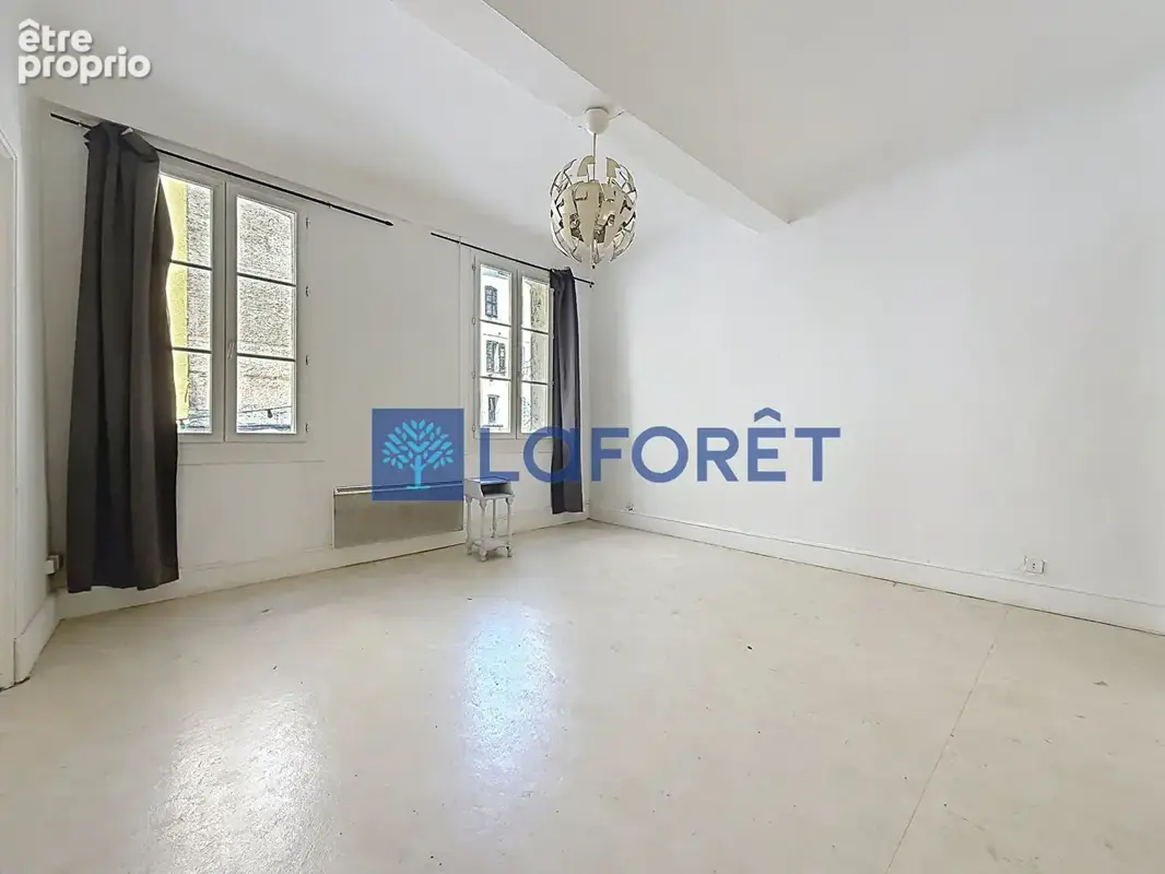 Charmant appartement 2 pièces à vendre au coeur de Draguignan - Idéal primo-accédant - photo 2