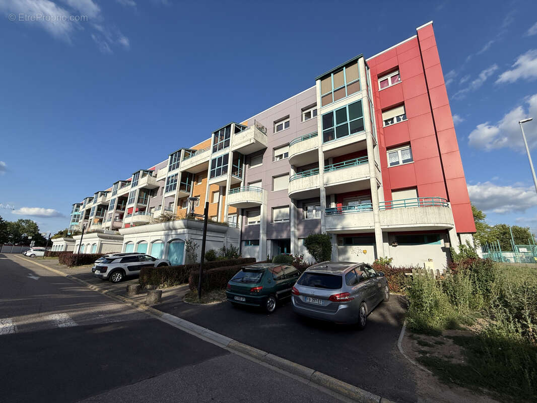 Appartement 5 pièces de 82,20 m2 avec une petite véranda, un balcon et un garage - photo 13
