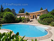 Maison à NOTRE-DAME-DE-SANILHAC