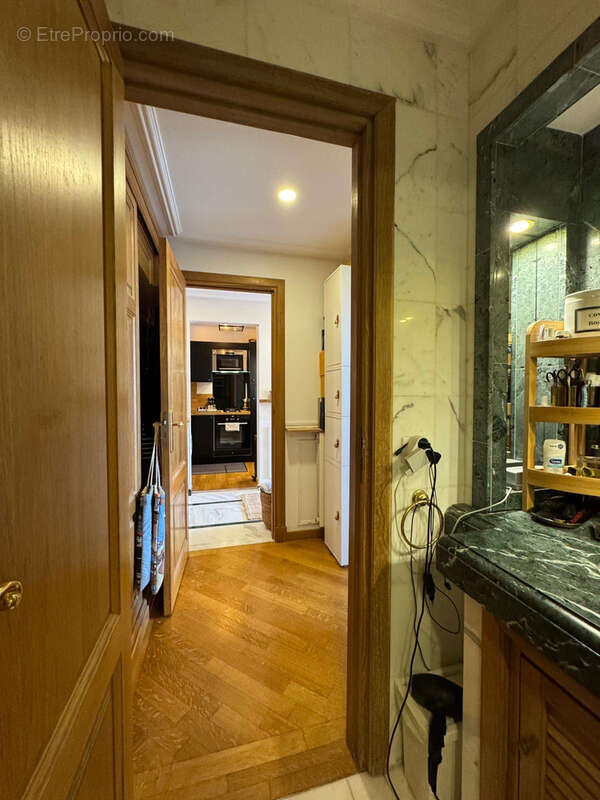 Appartement à EZE