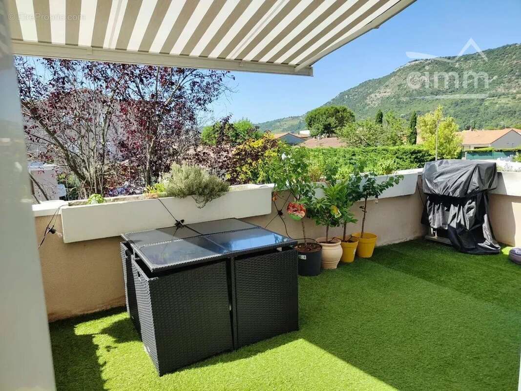 Appartement à GUILHERAND-GRANGES