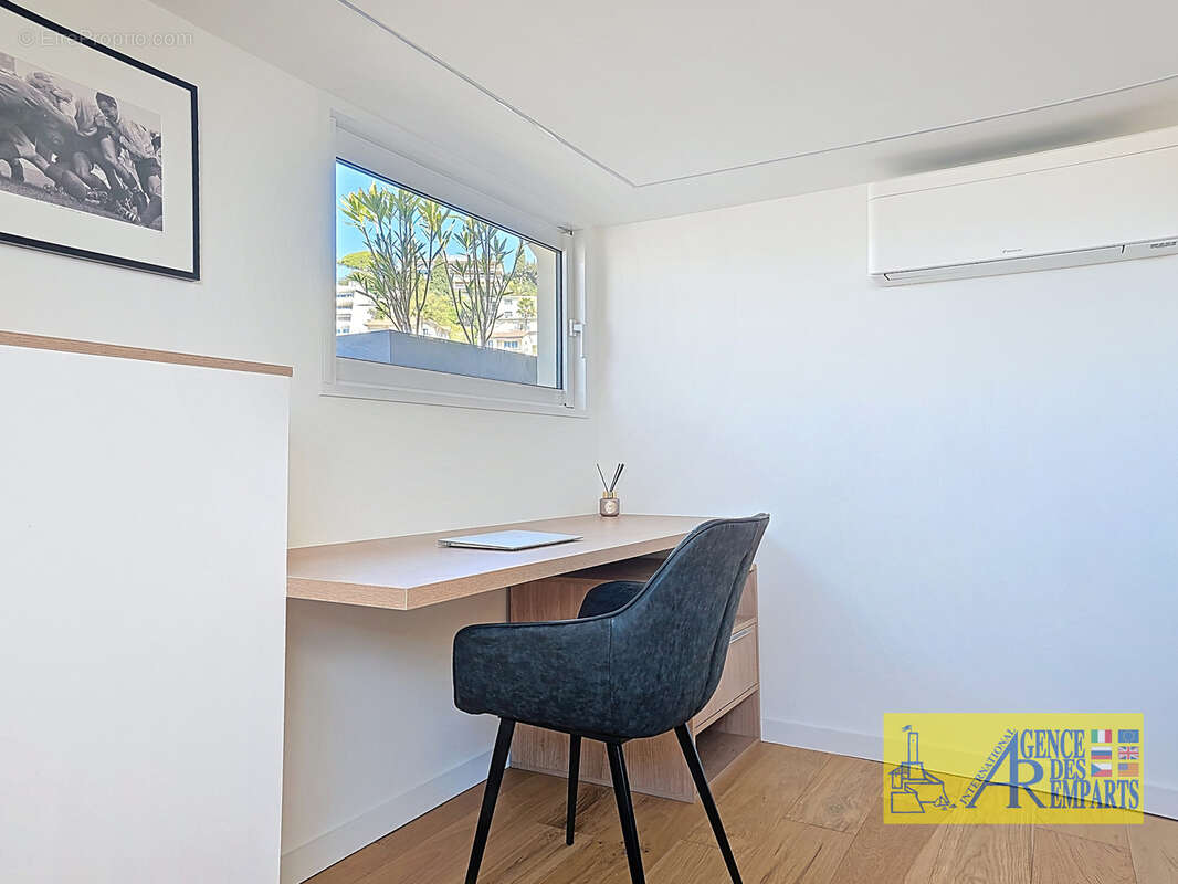Appartement à LE CANNET