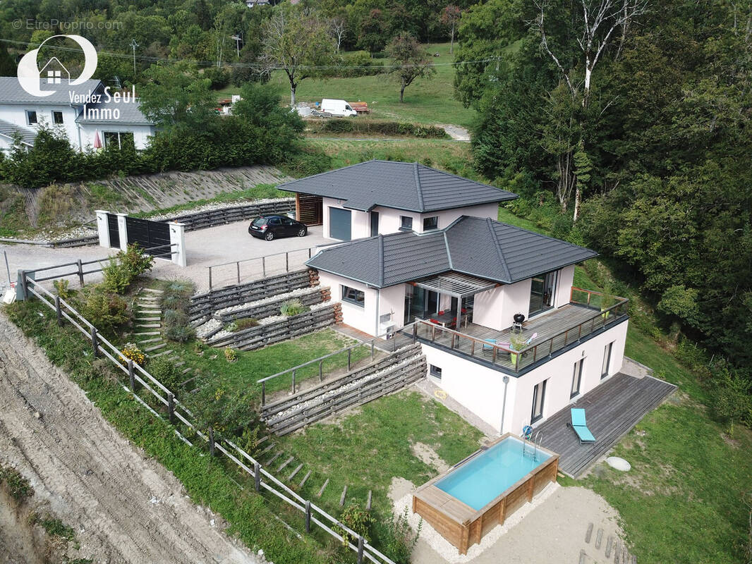 Maison à BONNE