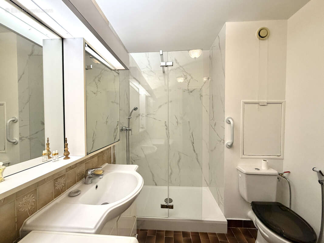 Appartement à PARIS-12E