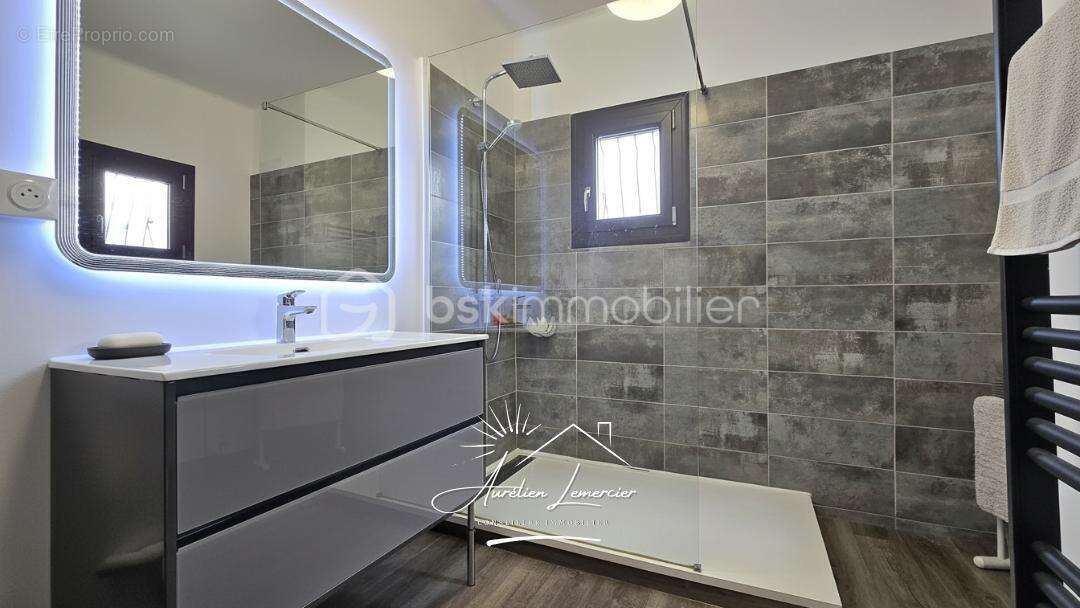 Maison 6 pièces 195m2 sur terrain de 500m2 - Arles - photo 11