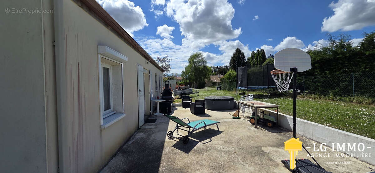 Maison à SAINT-ANDRE-DE-LIDON