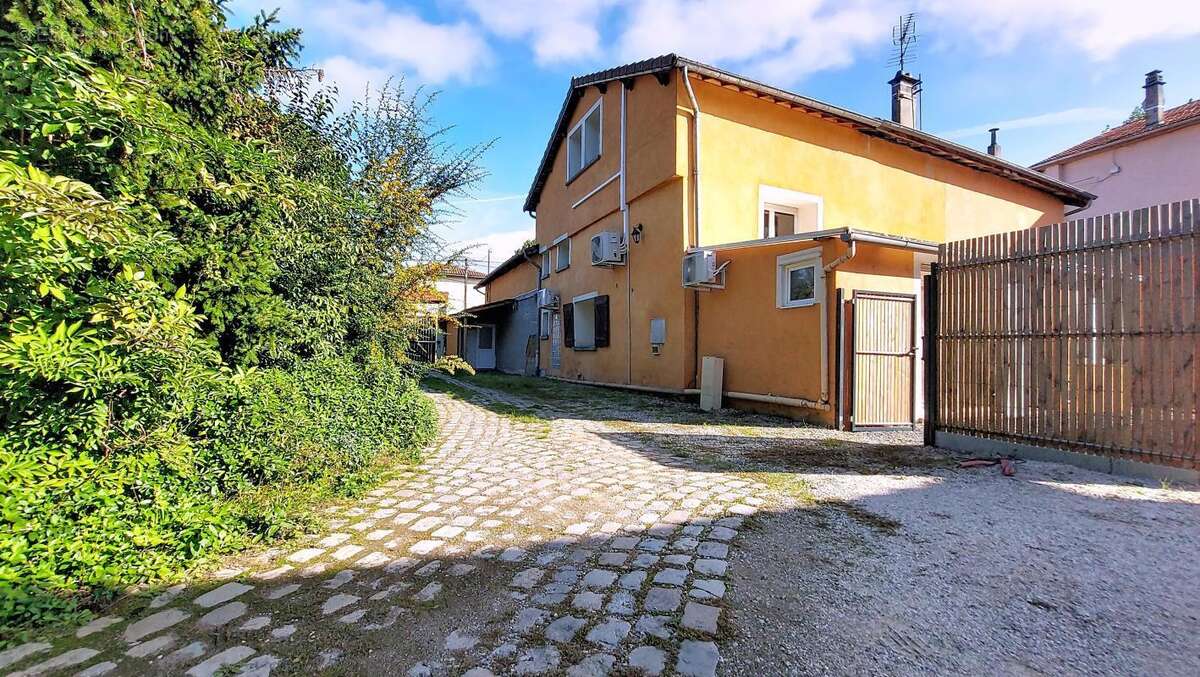 Maison à SAINT-PRIEST