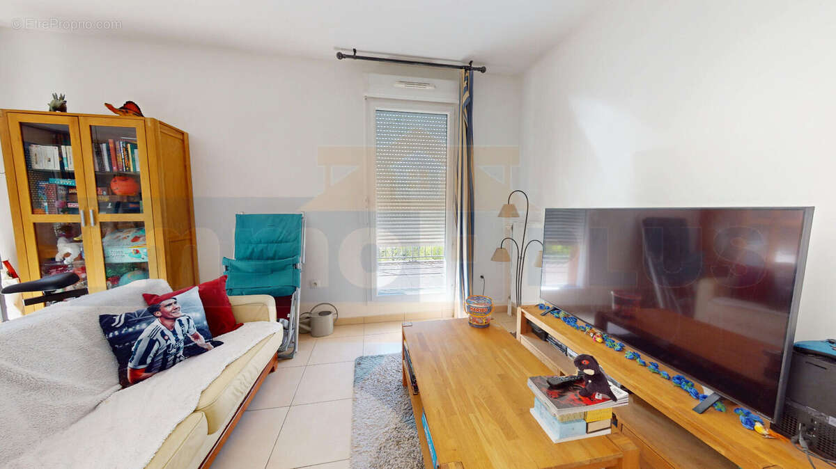 Appartement à FONTENAY-LE-FLEURY