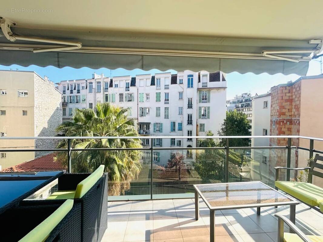 Appartement à NICE