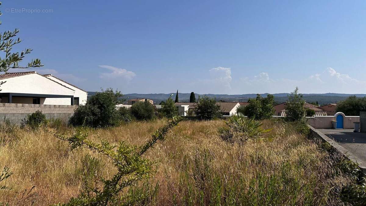 Terrain 616 m² à Trebes  - photo 5