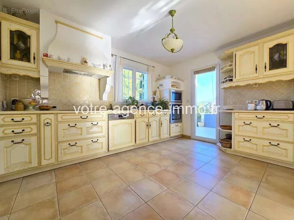 Maison à SAINT-RAPHAEL