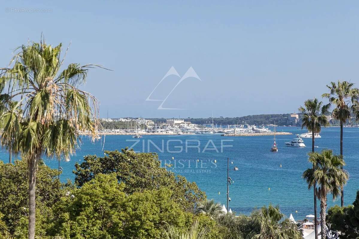 Appartement à CANNES