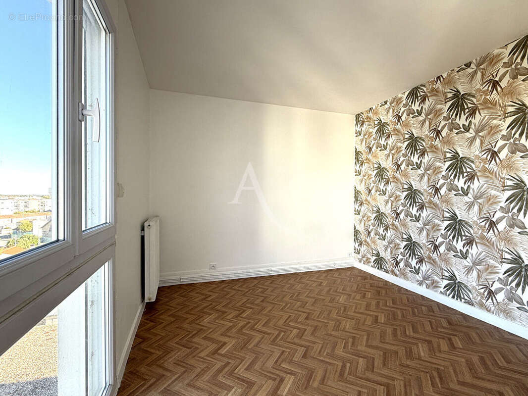 La Rochelle proche Centre ville T4 74 m2 - photo 3