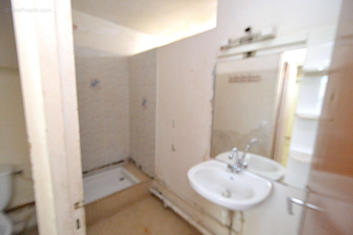 T3 grand camp à rénover - photo 5