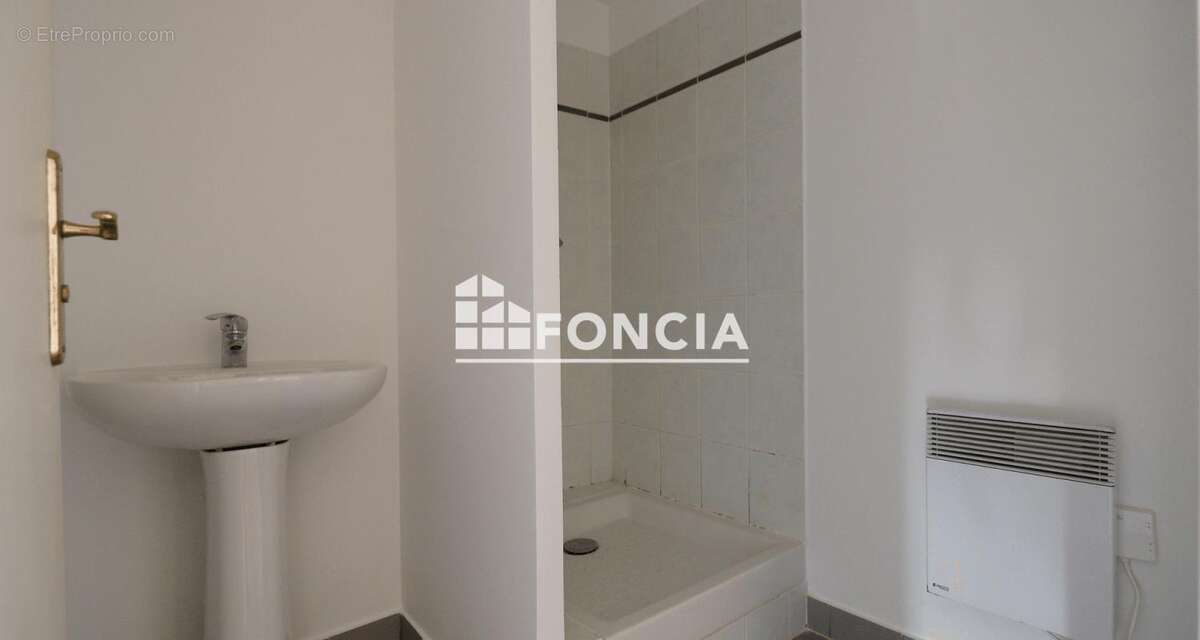 Appartement à CORBEIL-ESSONNES