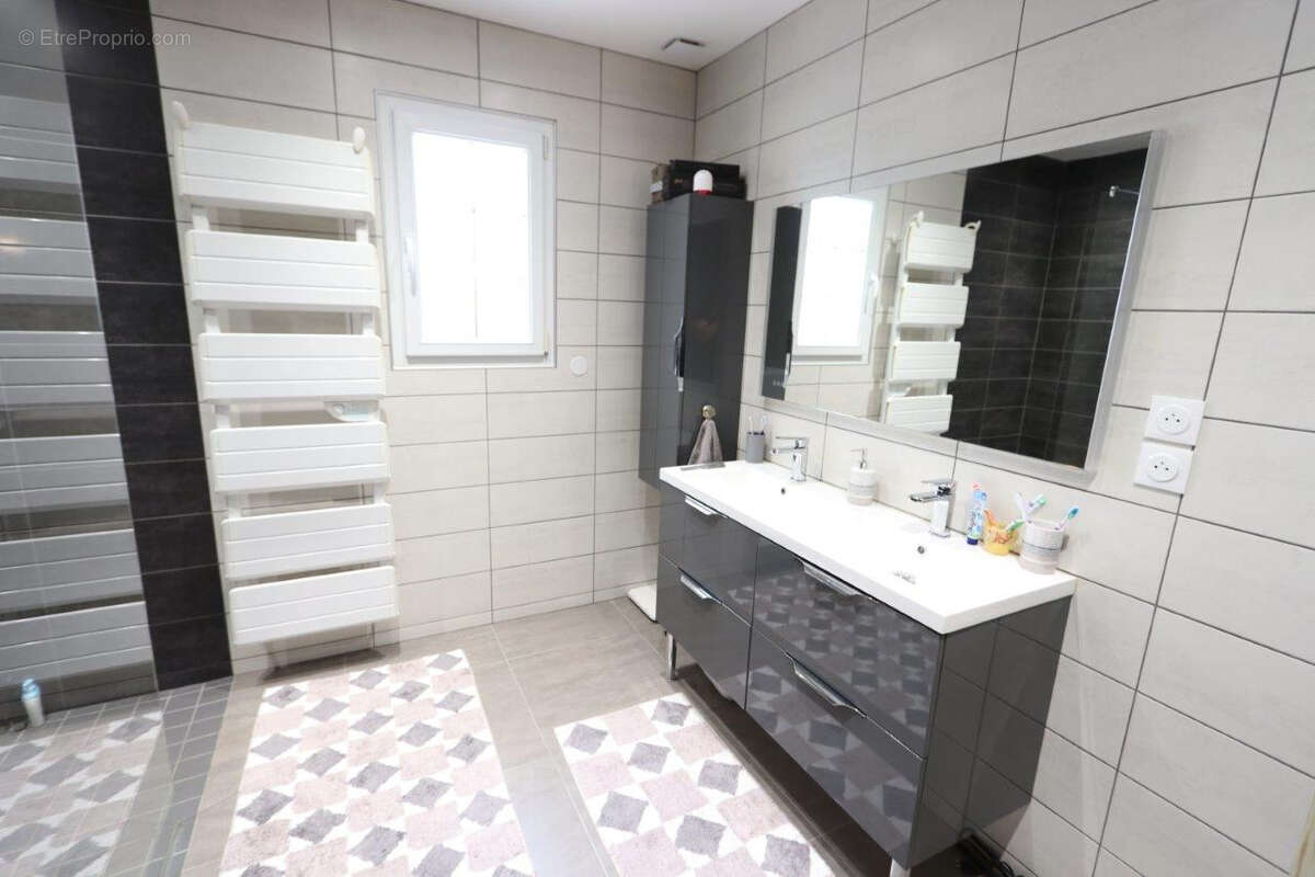 Maison à CHATEAUDUN