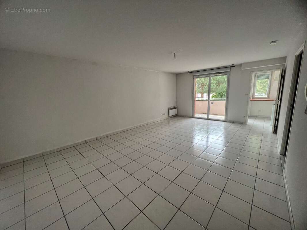 Appartement à FONBEAUZARD