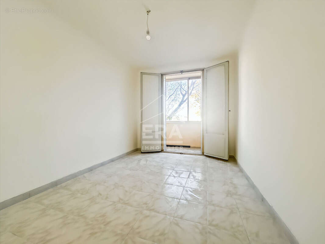 Appartement à MARSEILLE-10E