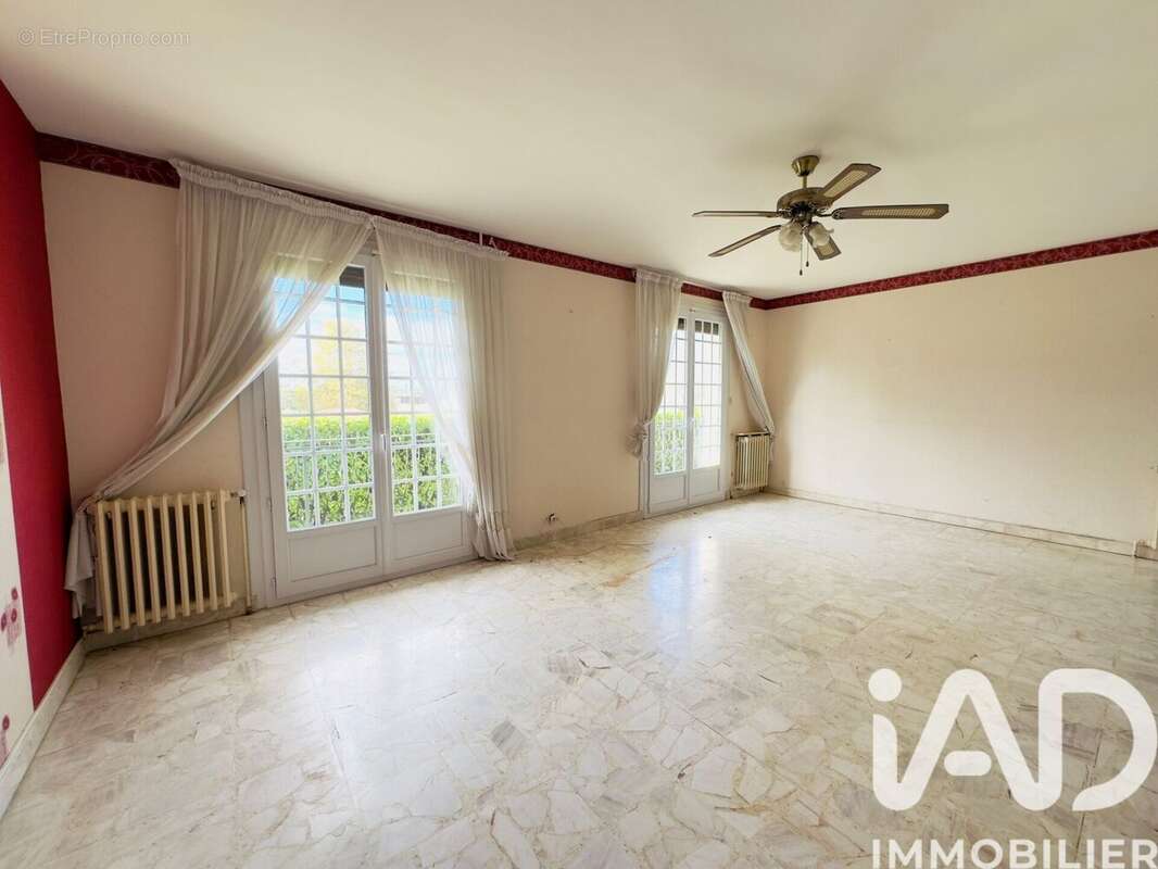 Photo 6 - Maison à LA COURONNE