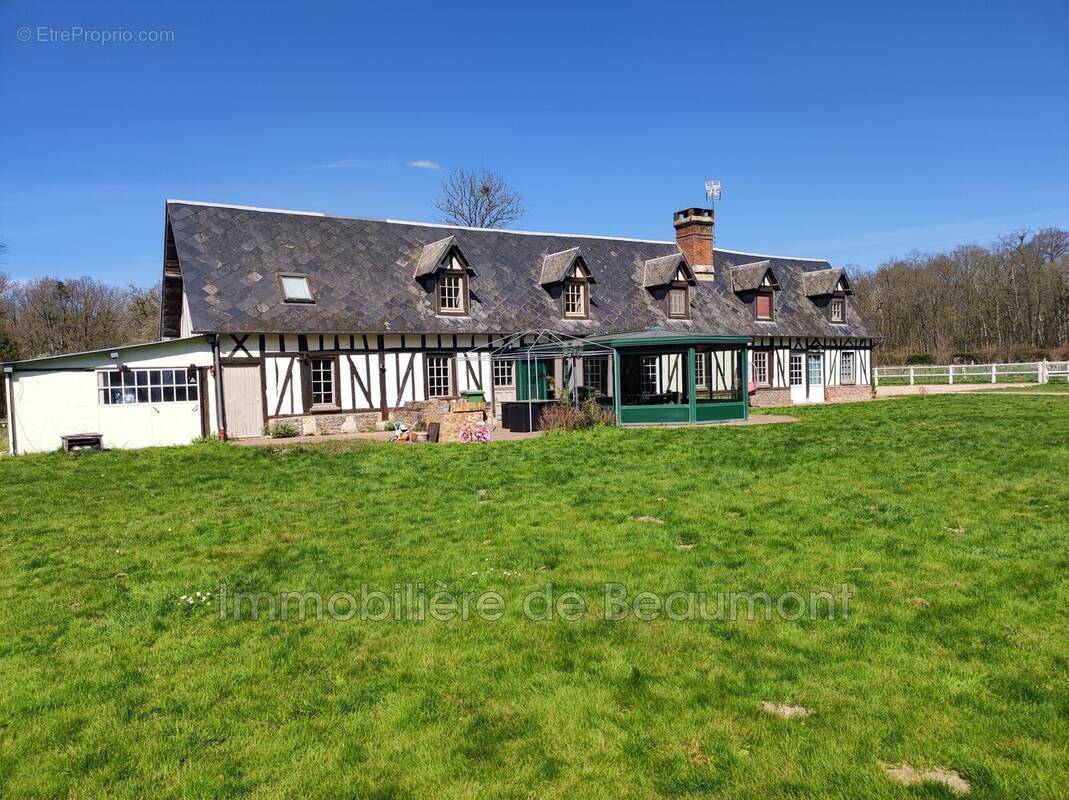 Maison à BEAUMONT-LE-ROGER