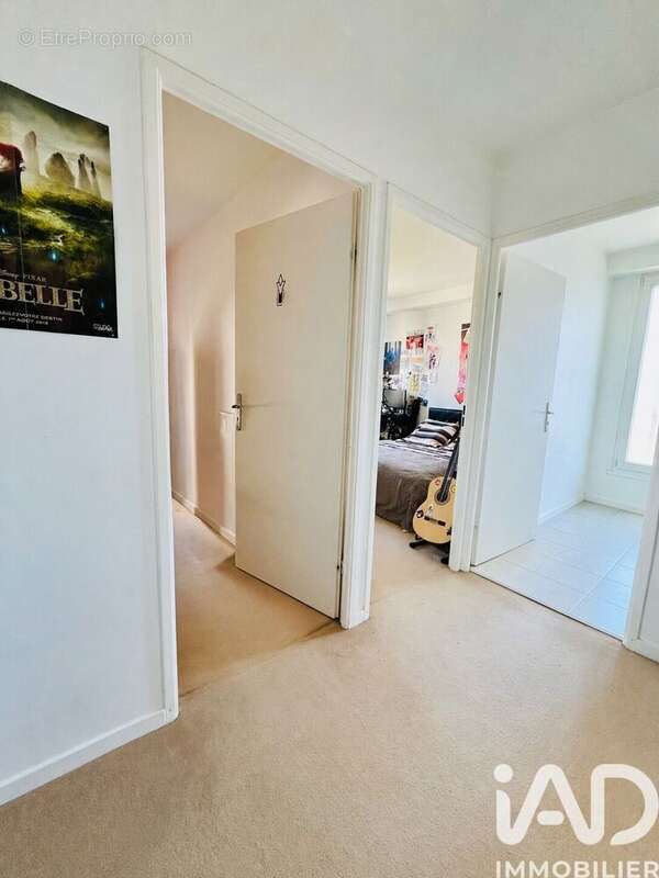 Photo 9 - Appartement à L'ILE-SAINT-DENIS
