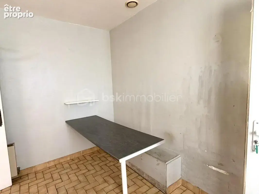 Maison d'habitation de 84 m2 avec garage et terrain de 958 m2 - photo 7