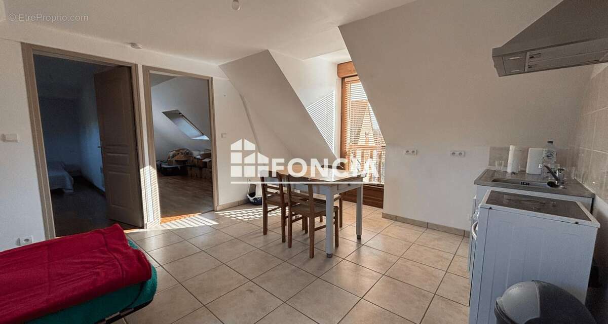Maison à DOMFRONT-EN-CHAMPAGNE