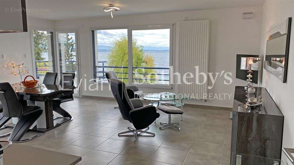 Appartement à EVIAN-LES-BAINS